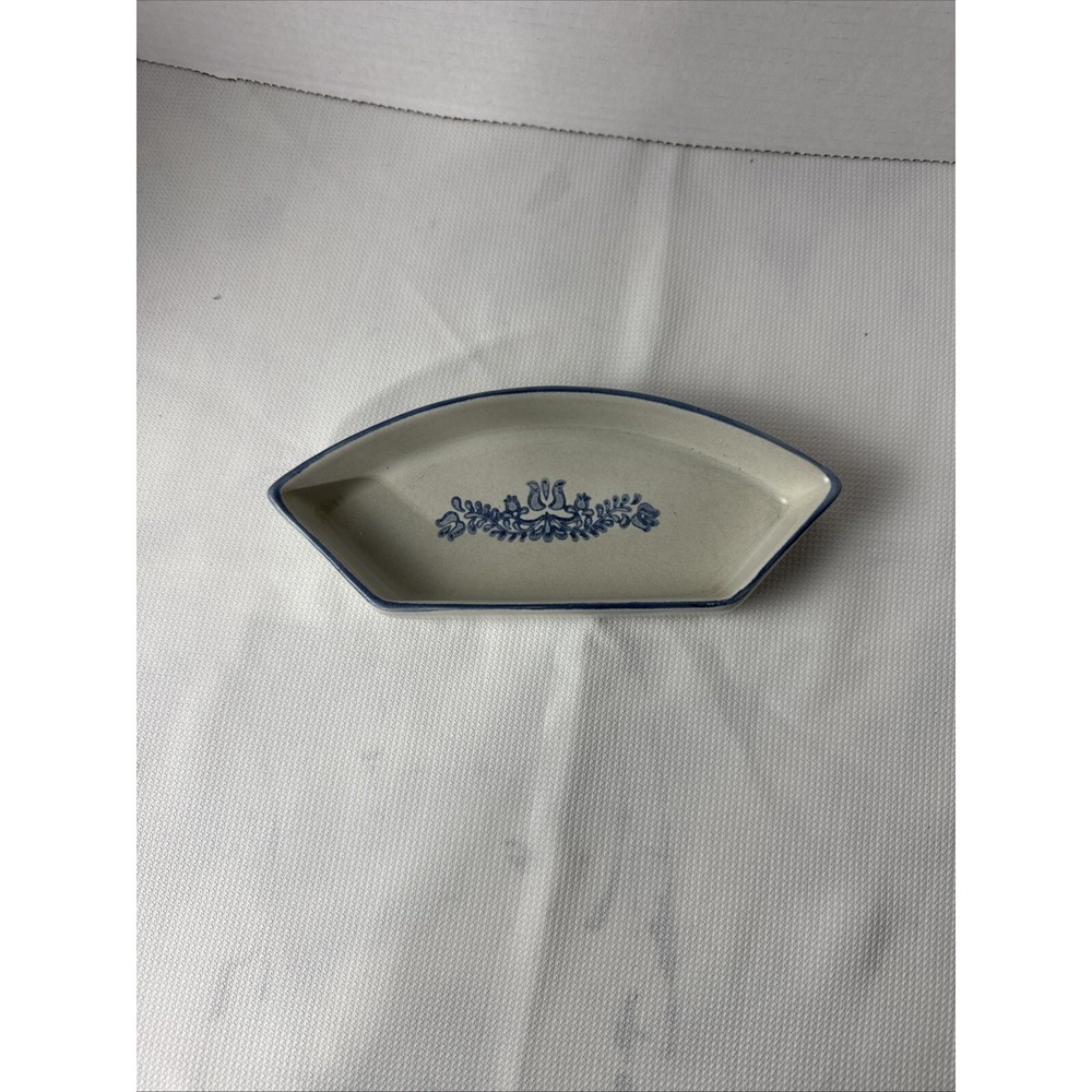 Pfaltzgraf‎  Yorktowne  Relish Dish Replacement Piece 735-51